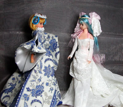 花嫁フローラとマリア